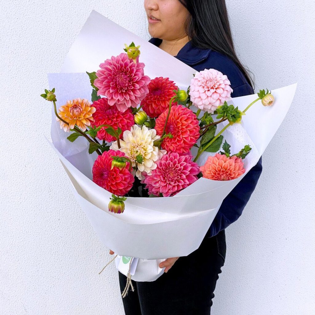 Seasonal dahlias from local Sydney suppliers – Little Flowers bouquet