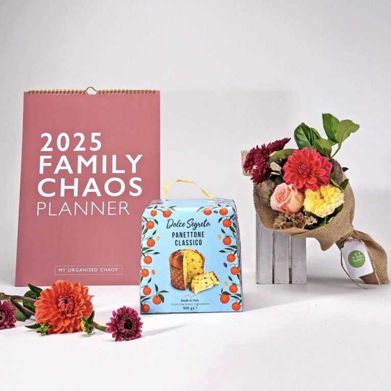 Christmas calendar and panettone gift pack