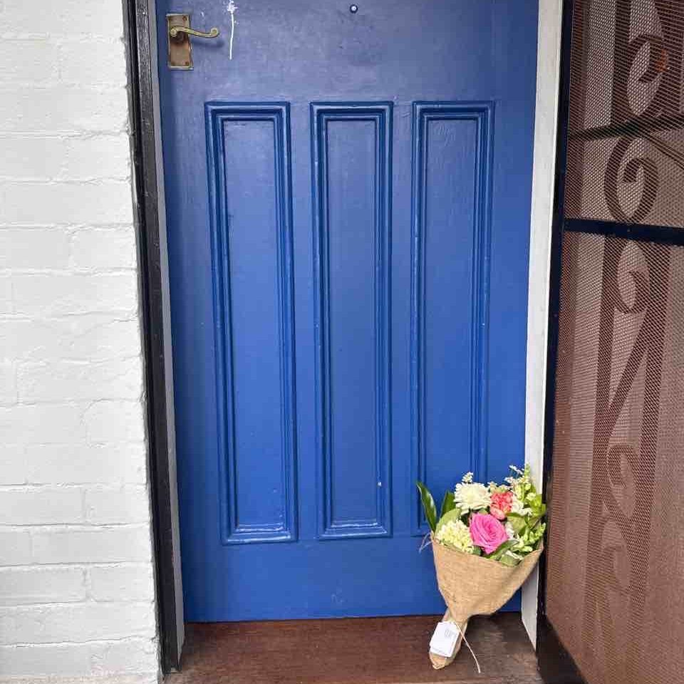 small flower bouquet delivered to doorstep Sydney